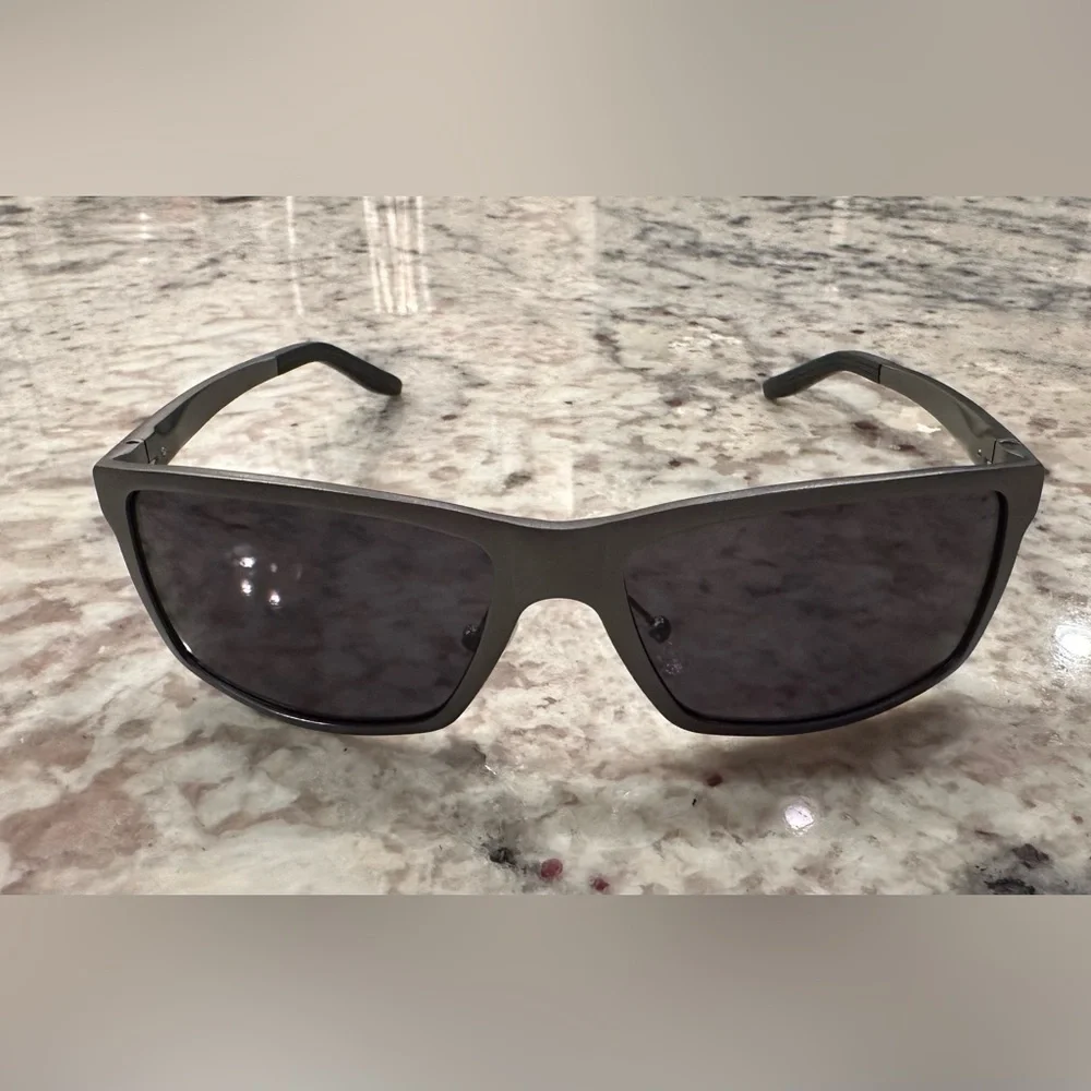‎Sunglasses
